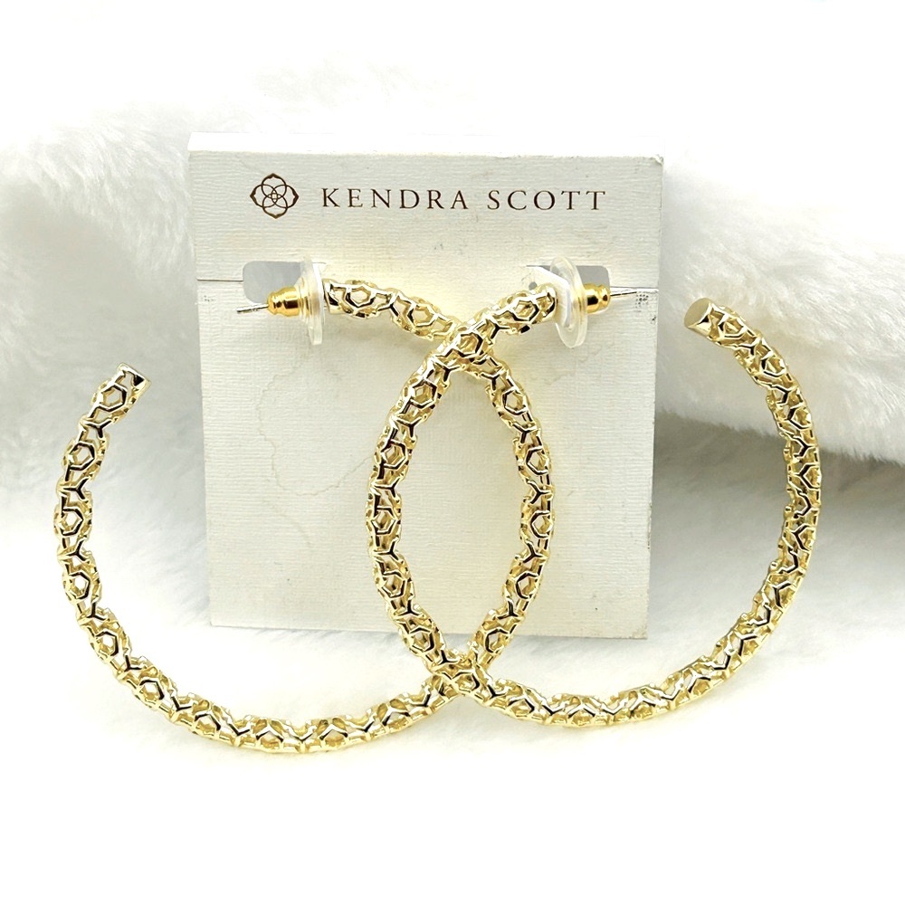 🔥 Kendra Scott ‘Maggie’ Gold Filigree Large Hoop Earrings 2.5” SOLD OUT!